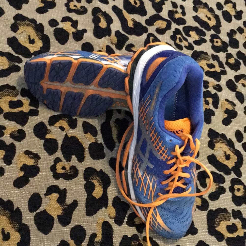 ASICS Gel-Nimbus size 9